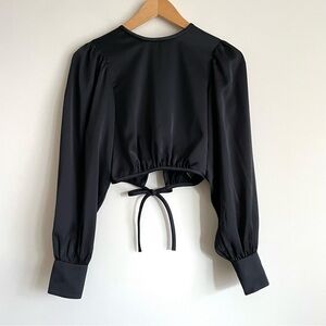 Aritzia Wilfred Lily Satin Puff Sleeve Open Back Cropped Tie Blouse Top Black
